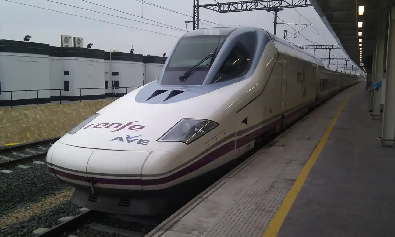 Tren Serie 112 de Renfe, modelo de alta velocidad en España