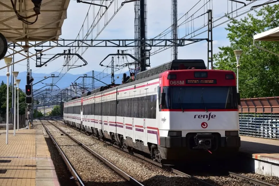 Serie 446 Tren de Cercanías