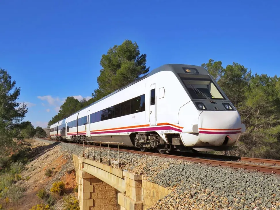 Tren Regional